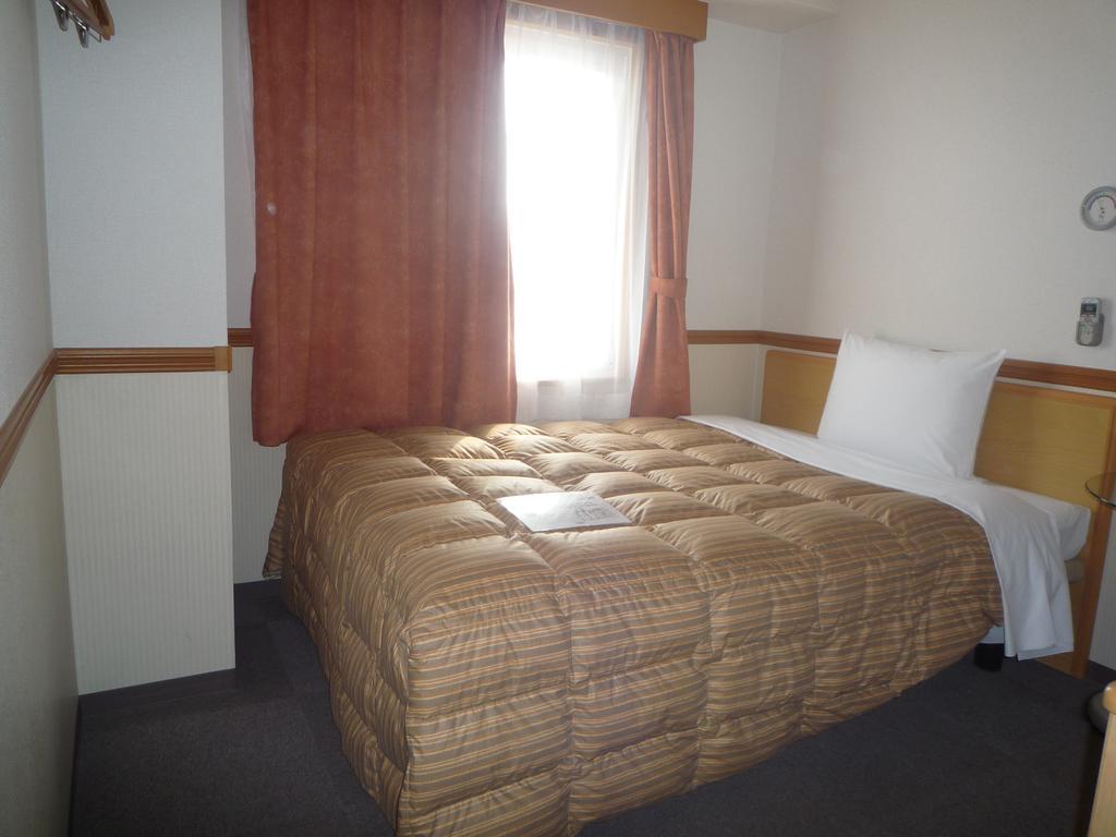 Toyoko Inn Hiroshima Heiwa-Odori Екстер'єр фото